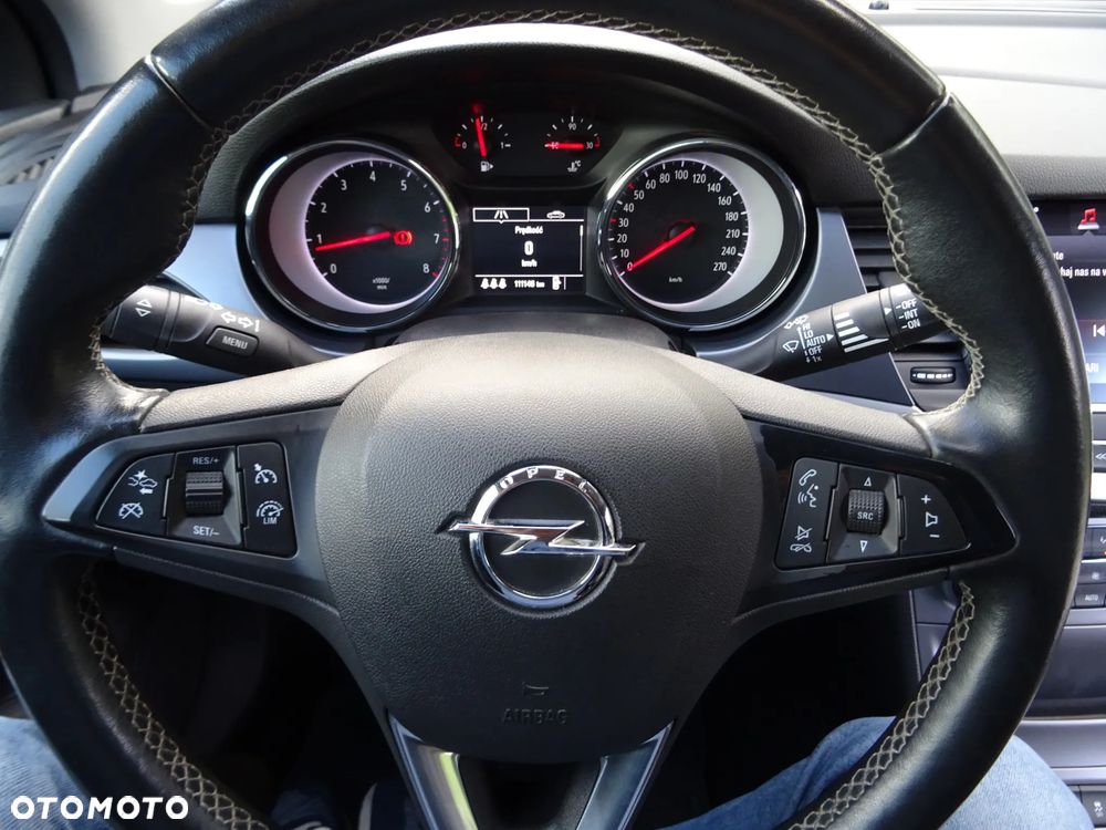 Opel Astra 1.4 Turbo Edition - 17