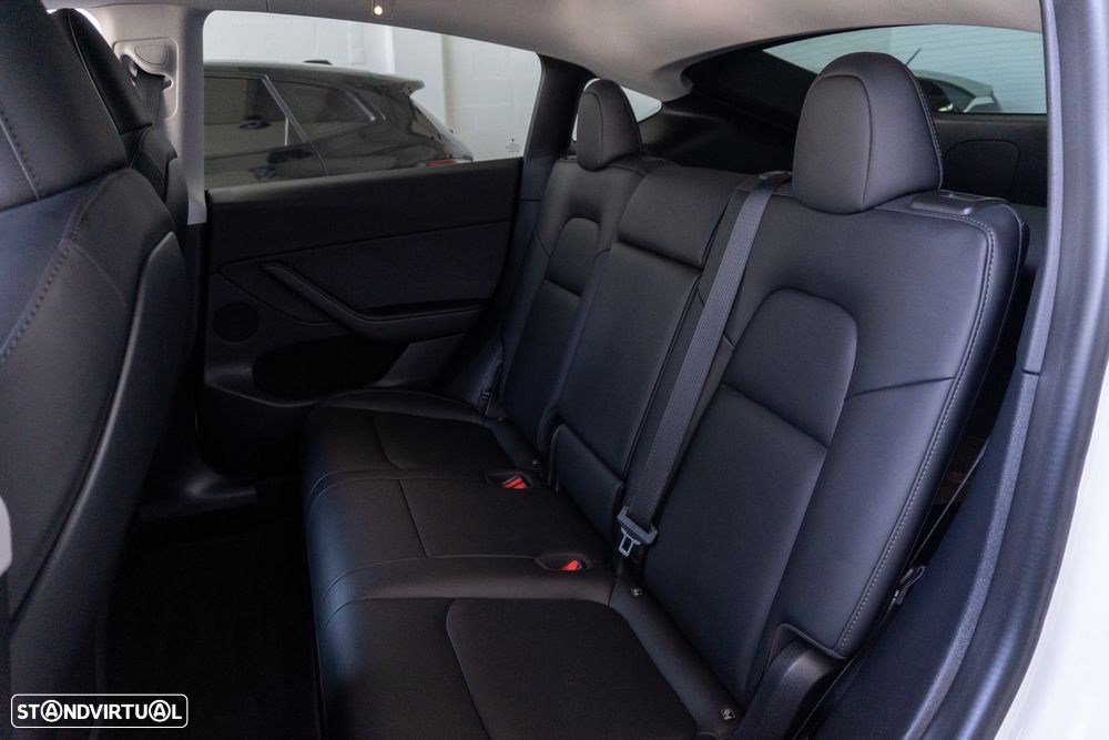 Tesla Model Y RWD - 23