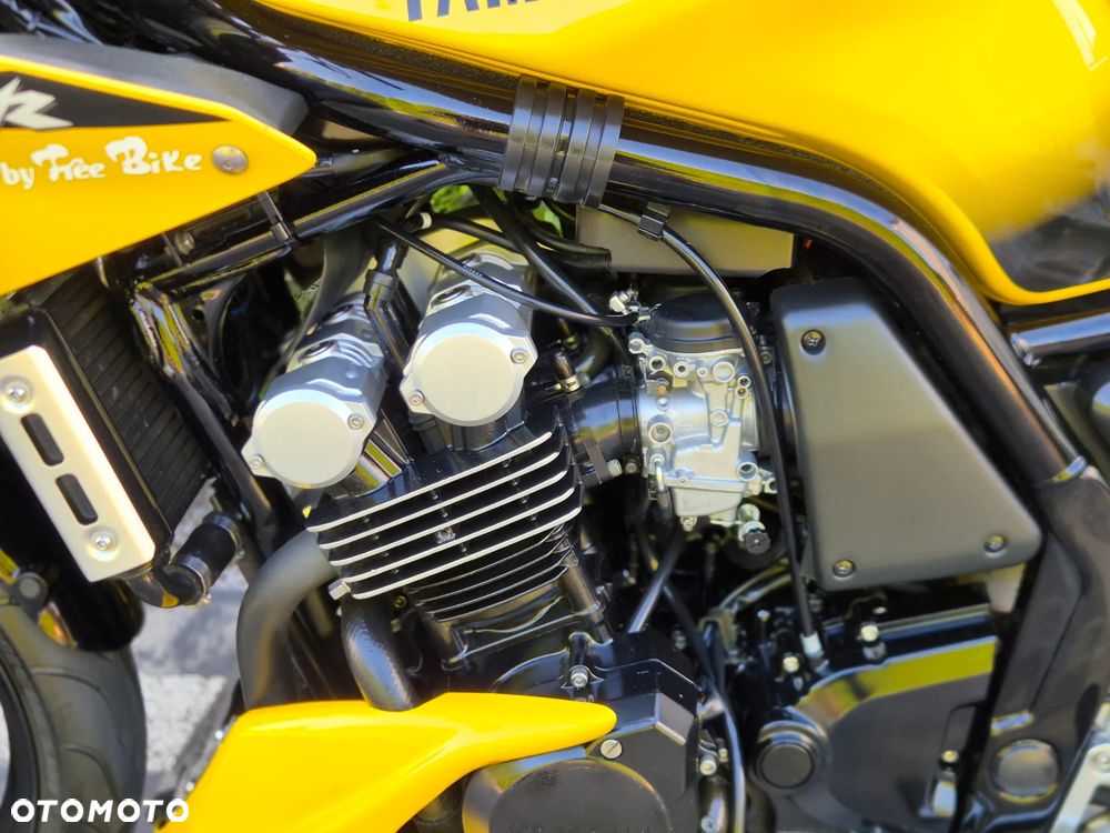 Yamaha FZ6 - 30