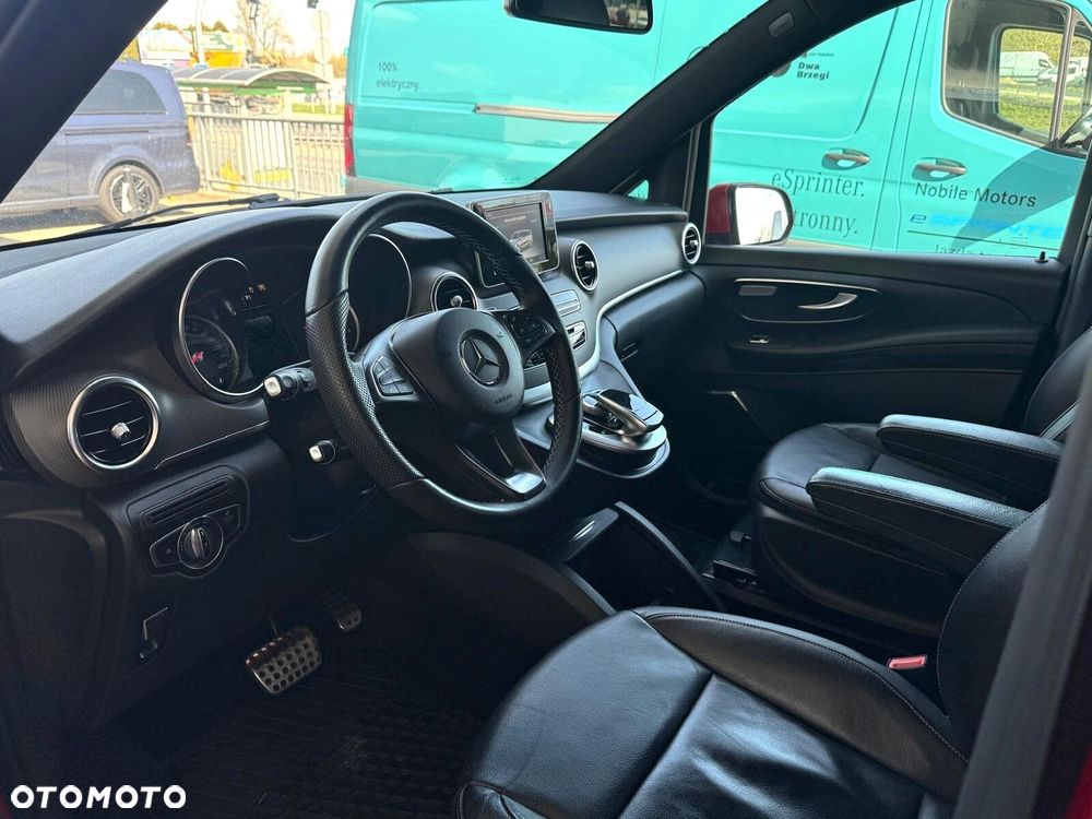 Mercedes-Benz Klasa V - 6