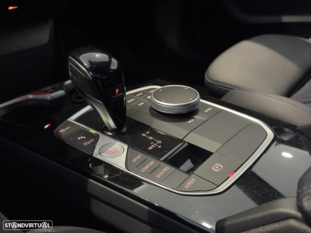 BMW 116 d Pack Desportivo M Auto - 12