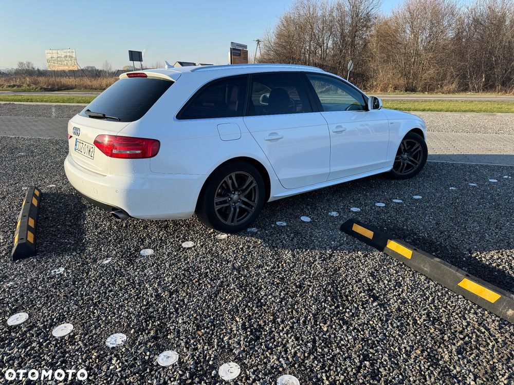 Audi A4 Avant 3.0 TDI DPF quattro tiptronic Attraction - 2