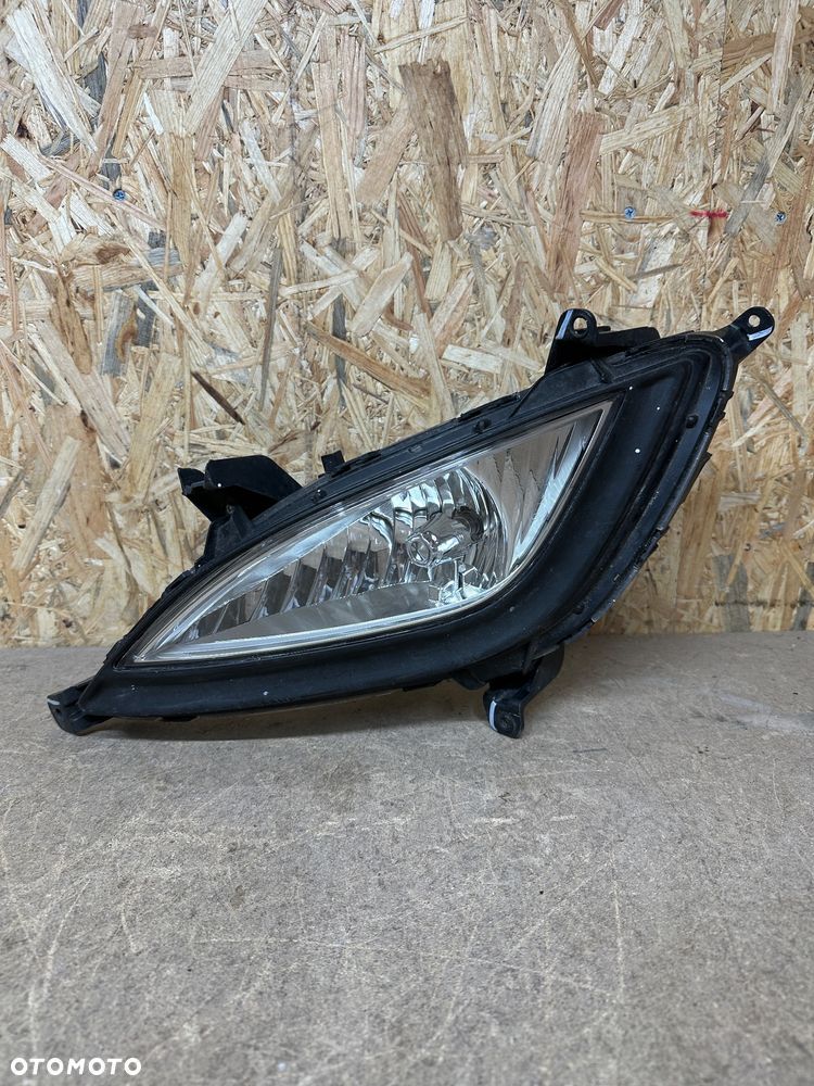 HYUNDAI I30 II HALOGEN LEWY - 1