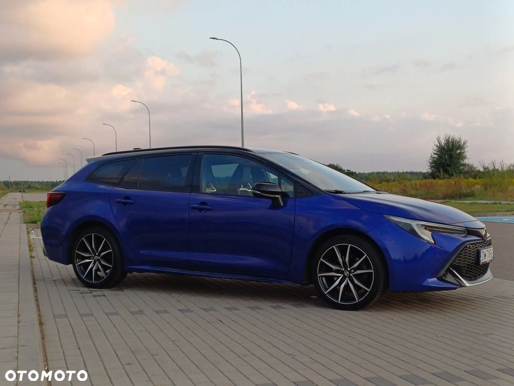 Toyota Corolla 2.0 Hybrid GR Sport Dynamic - 1