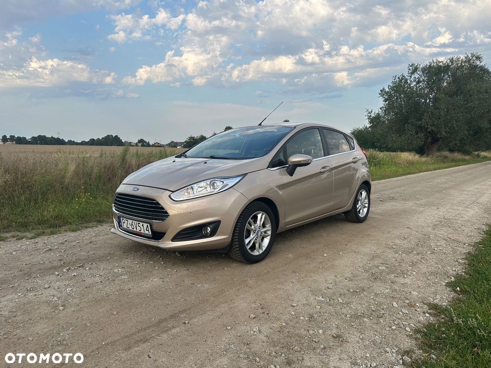 Ford Fiesta 1.0 EcoBoost STart-Stop Titanium - 2
