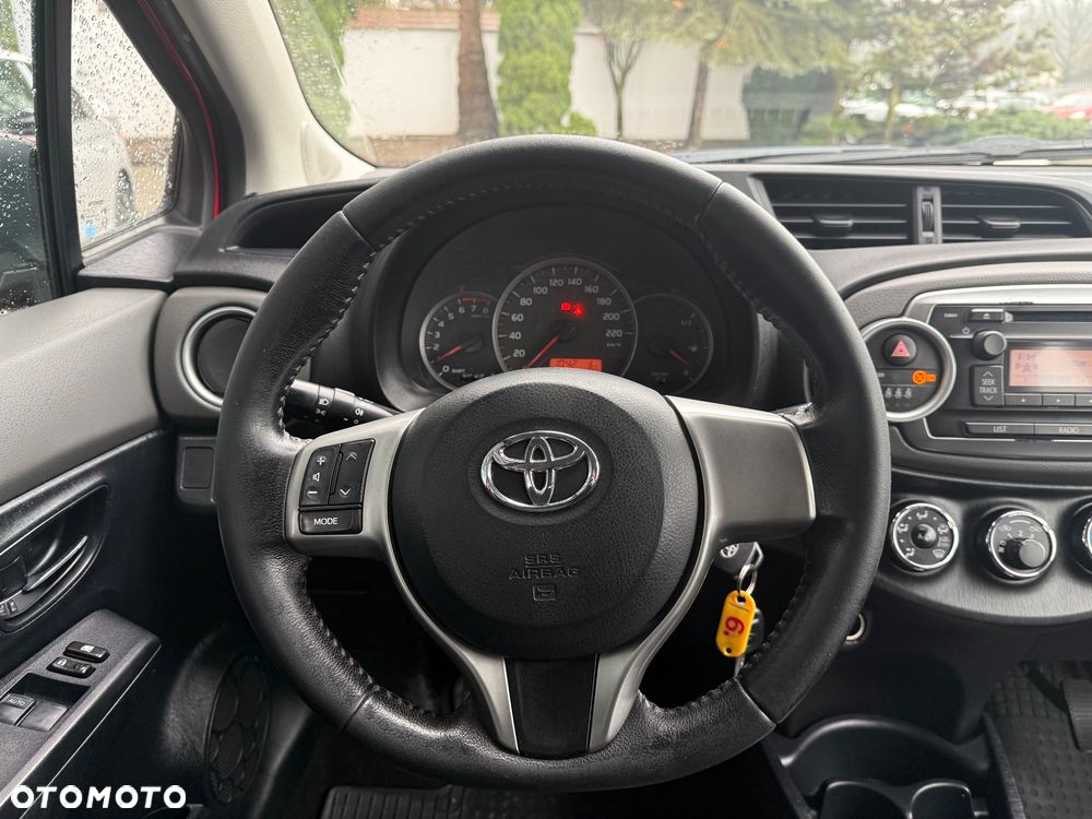 Toyota Yaris 1.33 Luna - 19