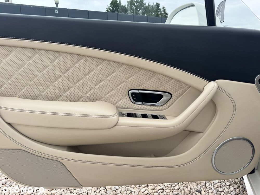 Bentley Continental GT - 17