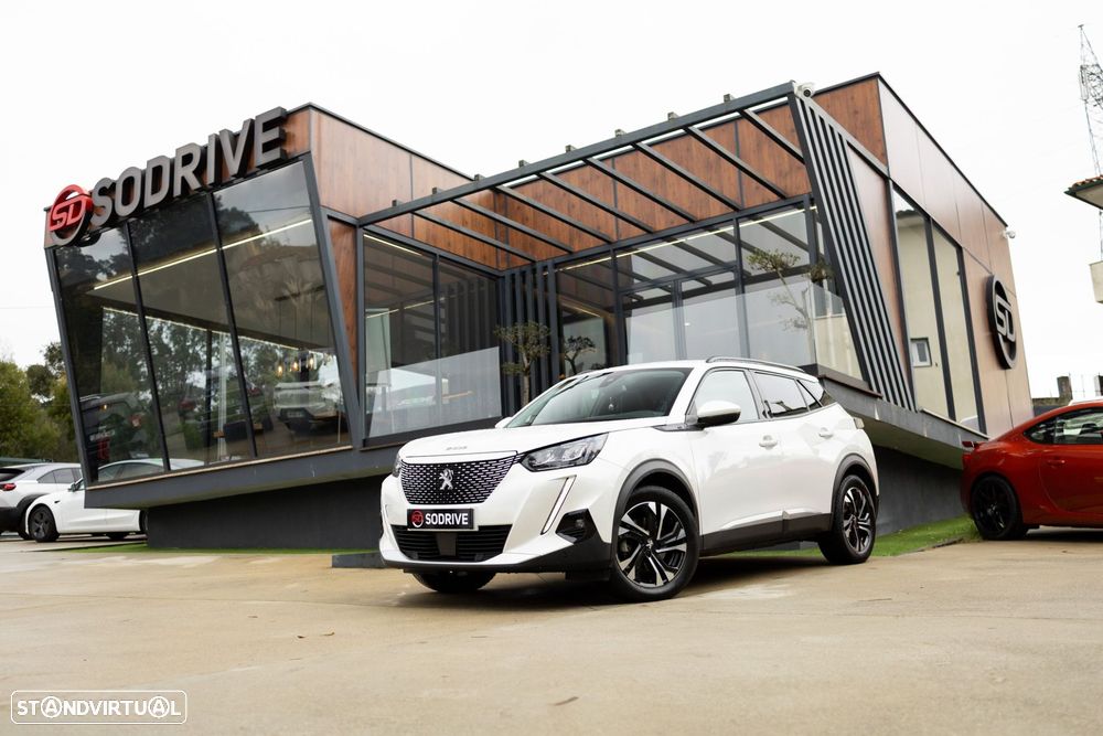 Peugeot e-2008 Allure - 1