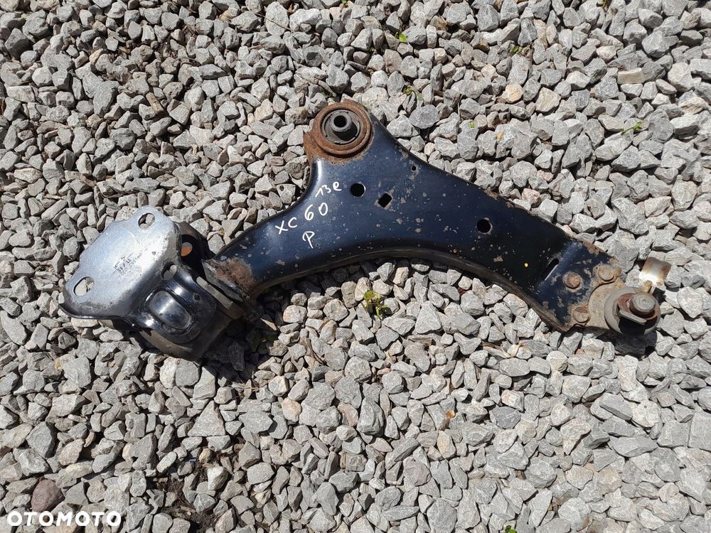 WAHACZ PRAWY PRZÓD VOLVO XC60 08-17 W-WA - 1