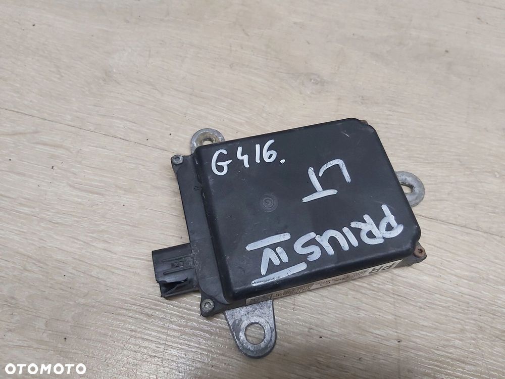 Toyota Prius IV 1,8 xw50 czujnik martwego pola asystent ruchu 88162-0W270 - 1