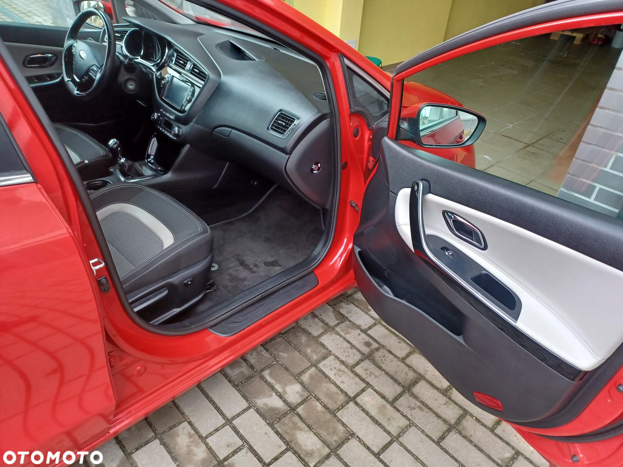 Kia Ceed Cee'd 1.6 CRDi L Business Line - 14