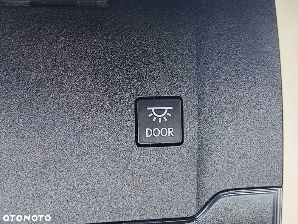 LEXUS RX 15-19r Lampka Podsufitki - 3