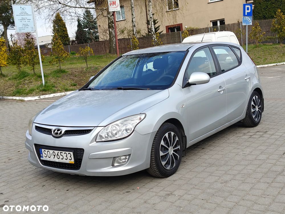 Hyundai i30 1.4 Classic + - 16