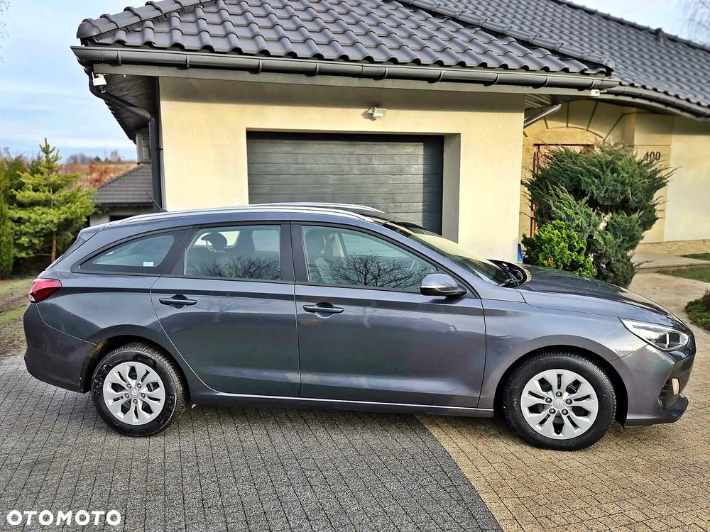 Hyundai i30 1.4 T-GDI Comfort DCT - 11