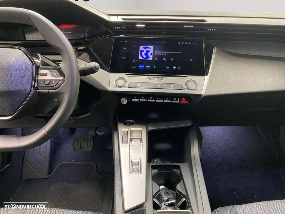 Peugeot 408 1.2 Hybrid Allure e-DCS6 - 11