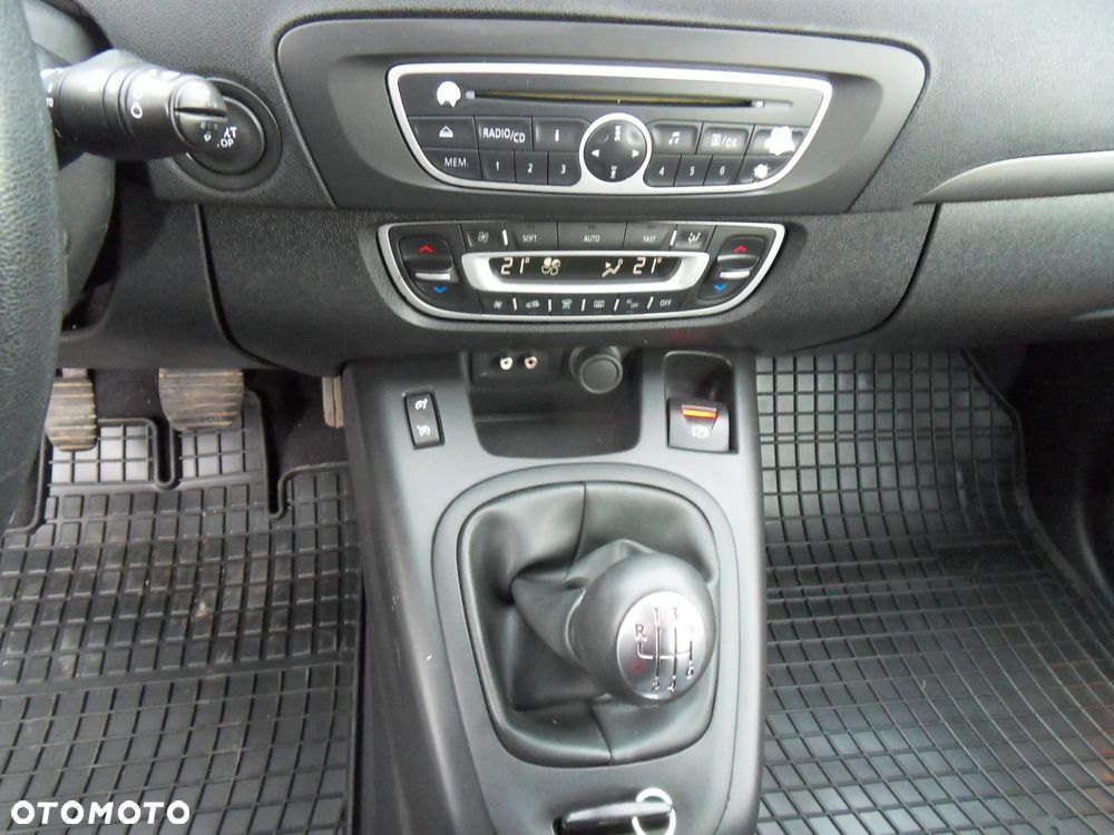 Renault Scenic 1.9 dCi Emotion - 20