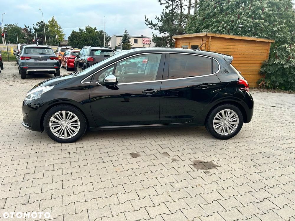 Peugeot 208 1.2 VTi Allure - 13