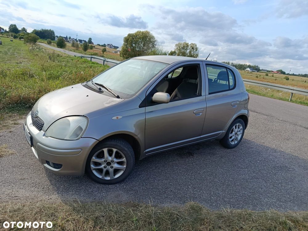 Toyota Yaris - 3
