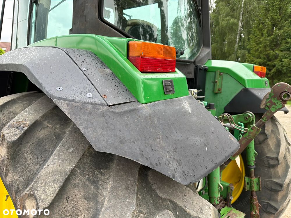 John Deere 6810 - 20