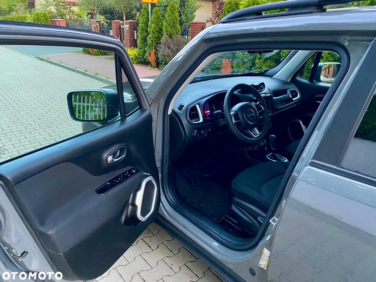 Jeep Renegade - 15