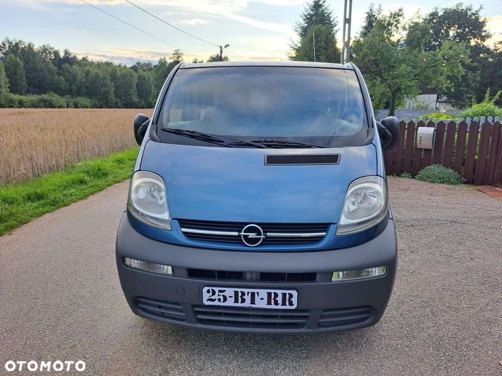 Opel Vivaro - 8