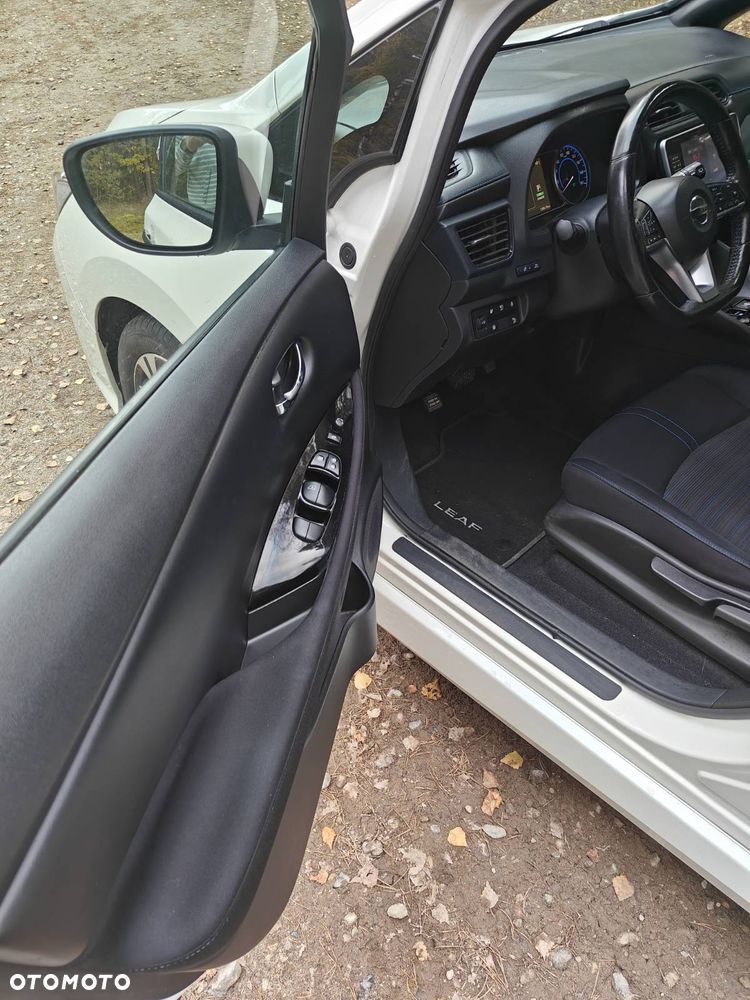 Nissan Leaf 40kWh N-Connecta - 15