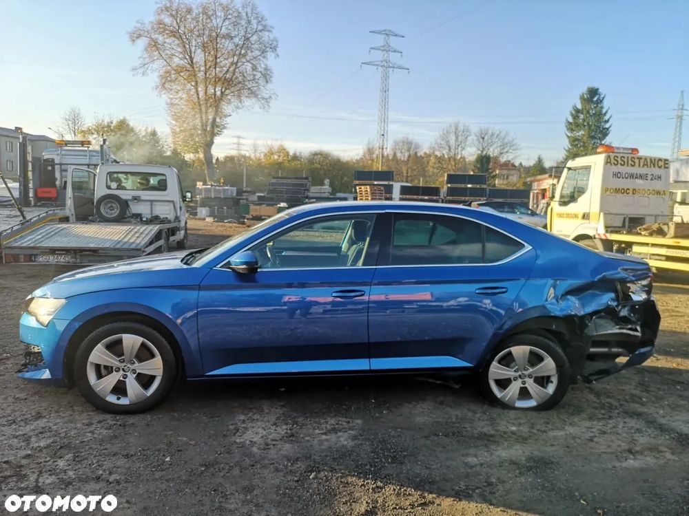 Skoda Superb 2.0 TDI DSG Ambition - 7