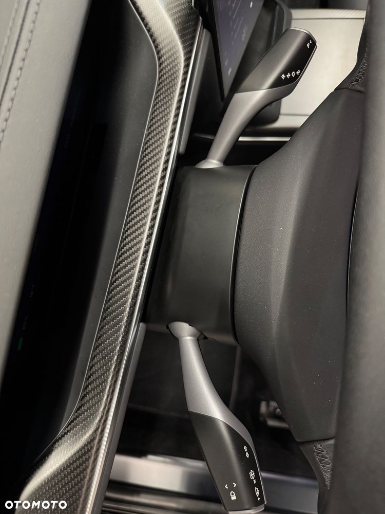 Tesla Model S Plaid - 9