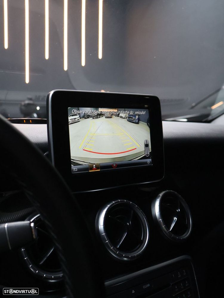 Mercedes-Benz CLA 220 d 4Matic 7G-DCT Urban - 19