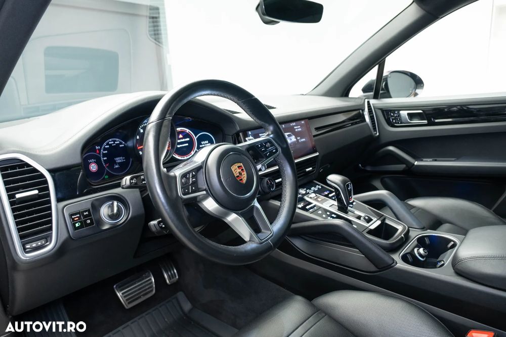 Porsche Cayenne S - 24
