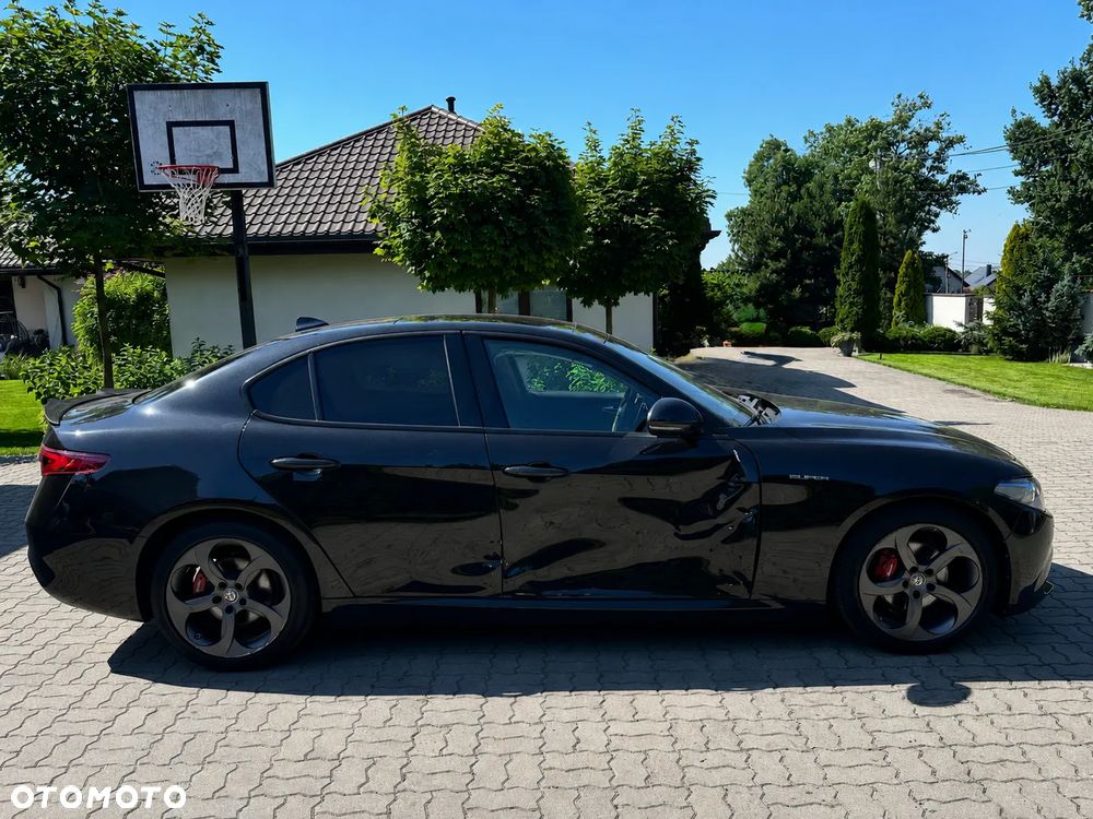 Alfa Romeo Giulia 2.2 D Turbo Super - 11