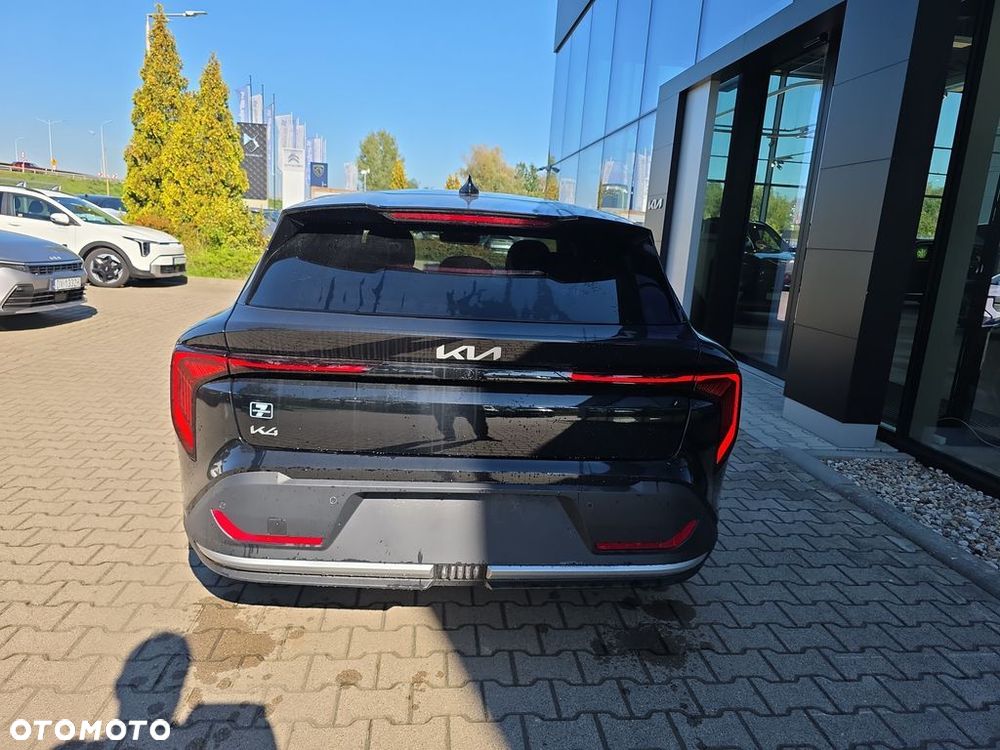Kia K4 - 6