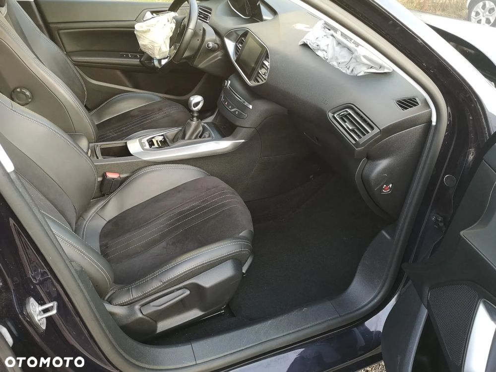 Peugeot 308 BlueHDi FAP 150 Stop & Start Allure - 26