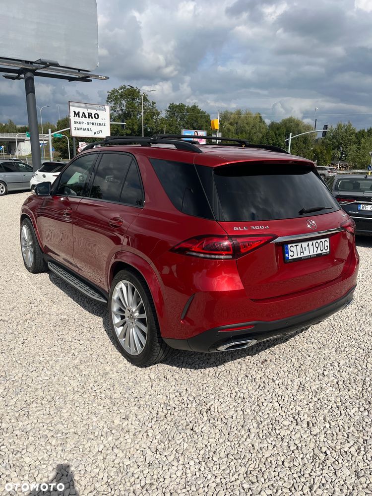 Mercedes-Benz GLE 300 d 4-Matic - 3