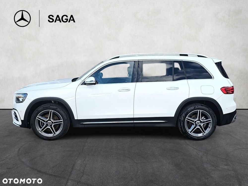 Mercedes-Benz GLB - 8