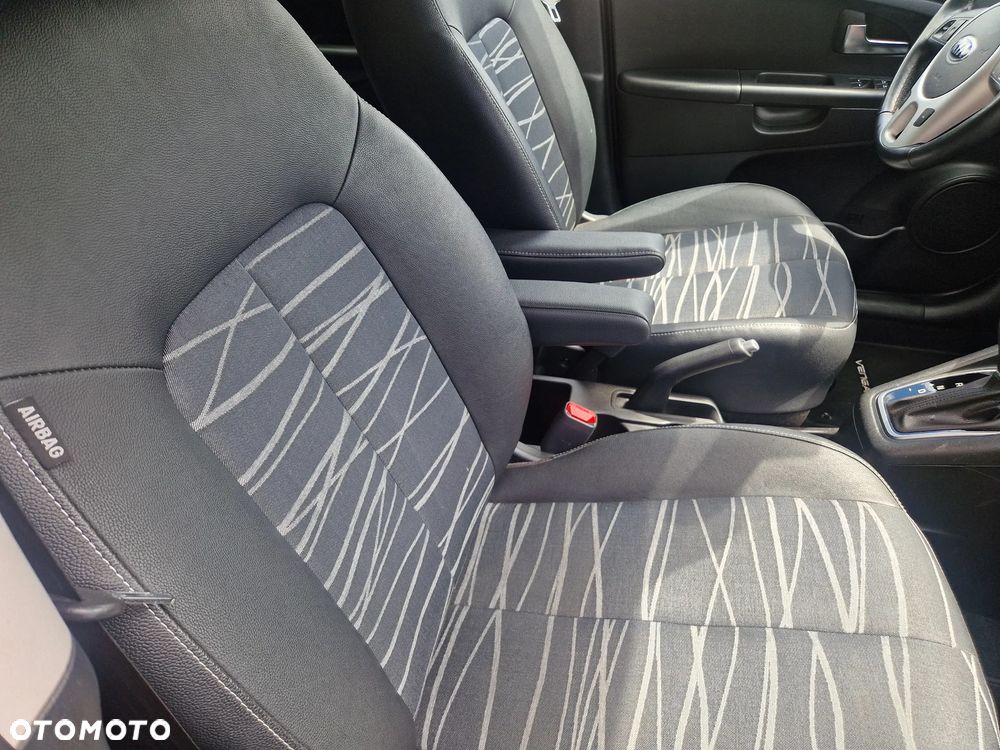 Kia Venga 1.6 CVVT Automatik Titanium Collection - 7