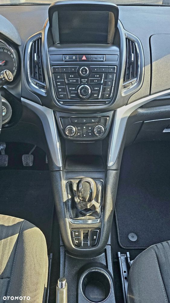 Opel Zafira Tourer 1.4 Turbo Business Innovation - 15