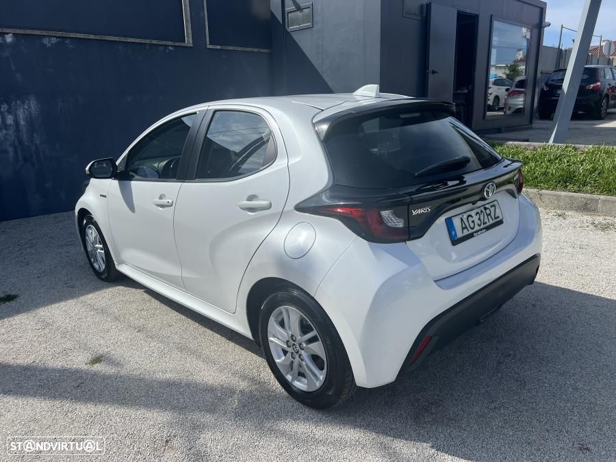 Toyota Yaris 1.5 HDF Comfort Plus - 4