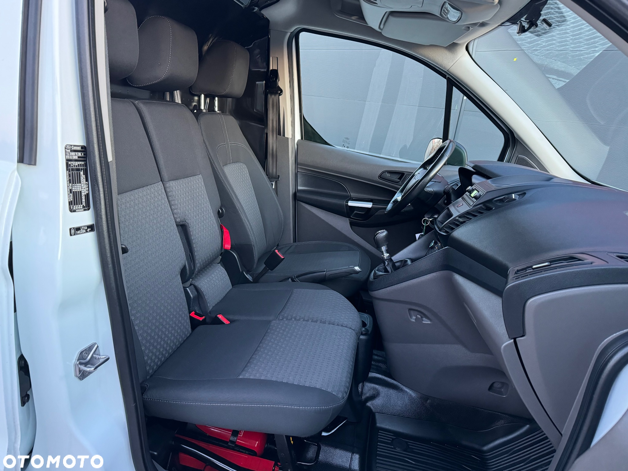 Ford Transit Connect - 7