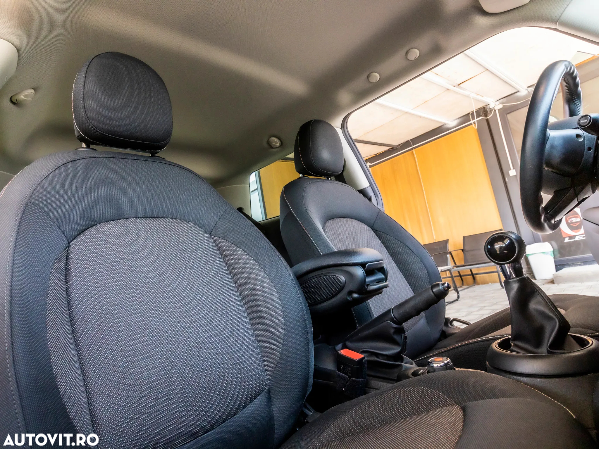 Mini ONE Standard - 5