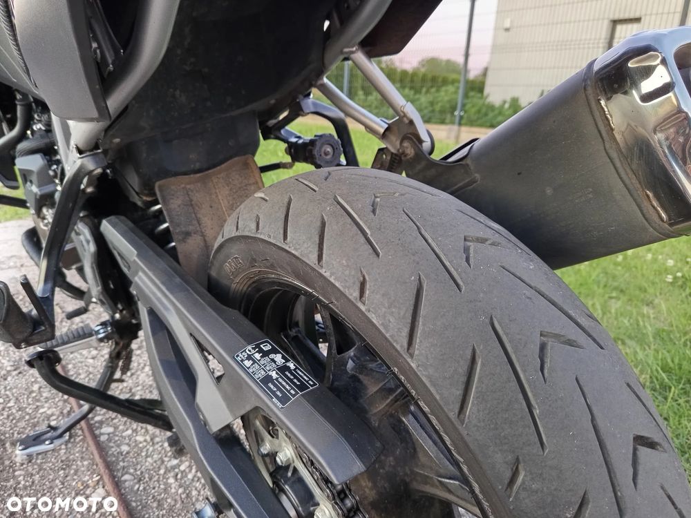 Suzuki V-STROM - 28