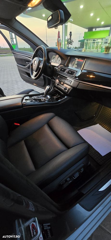 BMW Seria 5 520d xDrive AT - 14