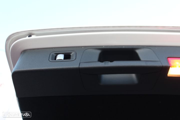 Mercedes-Benz E 300 - 31