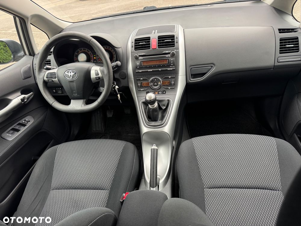 Toyota Auris 1.6 Valvematic Life Plus - 12