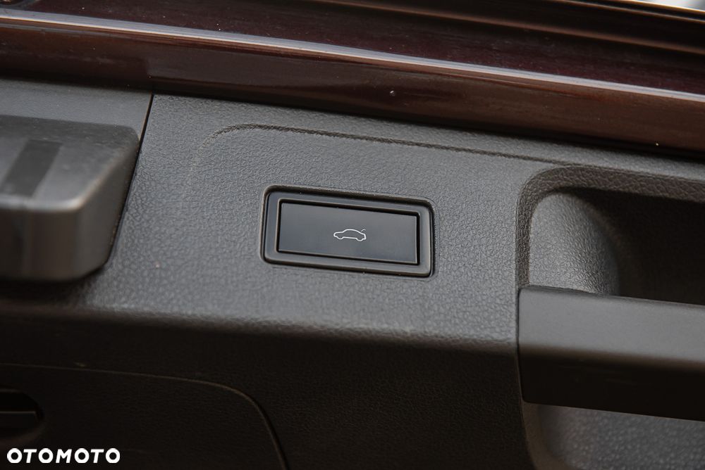 Volkswagen Passat Variant 1.8 TSI (BlueMotion Technology) DSG Comfortline - 33