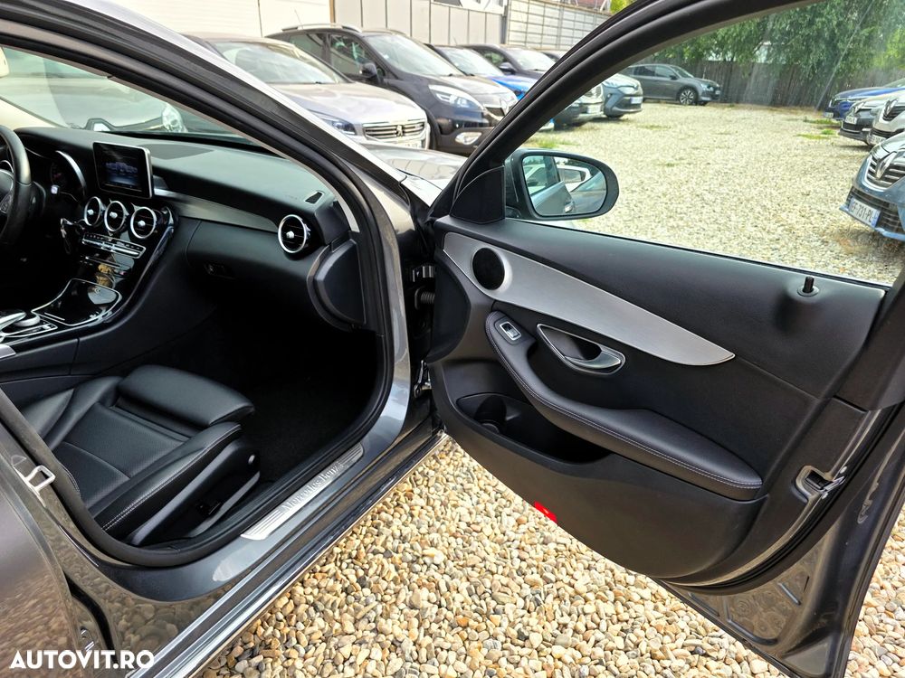 Mercedes-Benz C 220 d 4Matic 7G-TRONIC Exclusive - 12