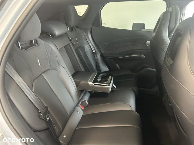 Omoda 7 1.5 T-GDi Super Hybrid Luxury - 25