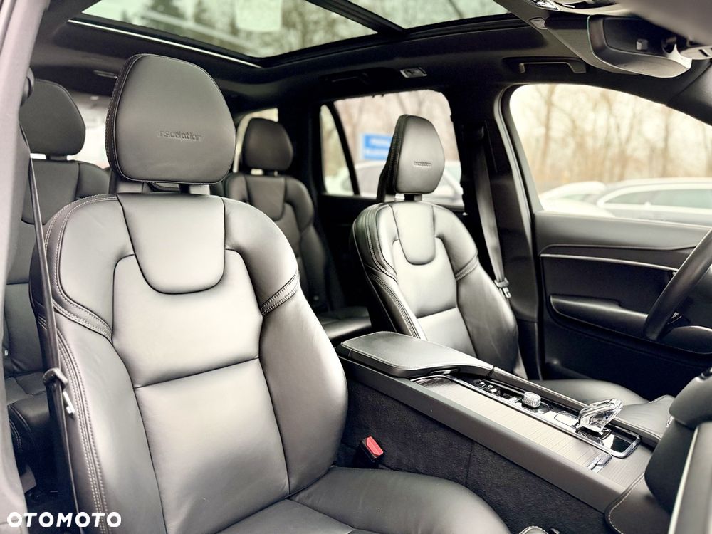 Volvo XC 90 T8 AWD Twin Engine Geartronic Inscription - 32