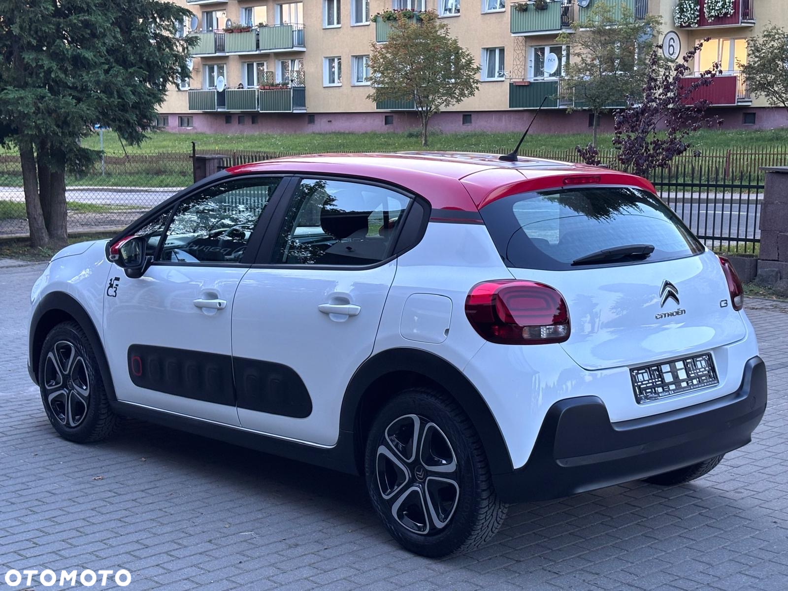 Citroën C3 Pure Tech 83 S&S ELLE - 15
