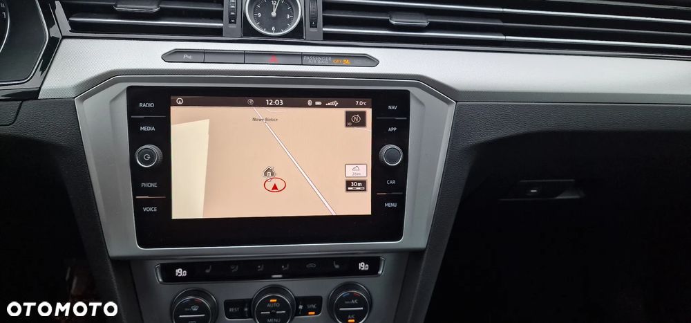 Volkswagen Passat 1.8 TSI BMT Comfortline DSG - 10